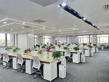 牡丹园10号线庚坊国际1000平精装带家具 有减免 泰兴大厦