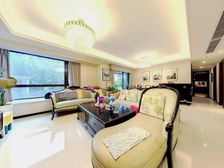 锦城湖!带150平花园 万科五号精装大平层 通透实得大拎包住