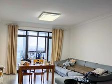 花溪公馆 3室2厅2卫 精装修 275万元