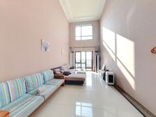 急售,富力丹麦小镇大复式,191.99平米5房,带天台