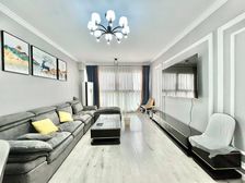 翠幕庭深,湖庭深苑,苑里安家,翠湖苑的平静生活