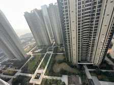 华润悦府楼7王大平层,可看江,小区中间,出门赣江摩天轮