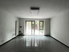 急,旭辉6号院别墅实得300多米,前后庭院,带车位