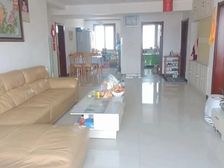 运泽花园小区(北区) 地暖 卫生间不对这门 有电梯 有地下室