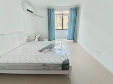 肇嘉浜路沿线!低于市场价50W!业主已买急售!电梯已装好!!