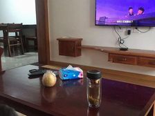 近地铁有电梯 楼龄新 朝南 看房方便房