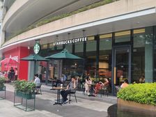 笋!信达金茂广场,天河区临街星巴克 带租三年!