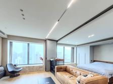 全屋精装中央空调,中风系统带地暖,电梯高区,人车分流。有钥匙