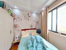 西郊半岛名苑 2室2厅1卫 精装修 245万元