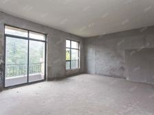 利海尖东半岛 4室2厅4卫 毛坯 645万元 240平米