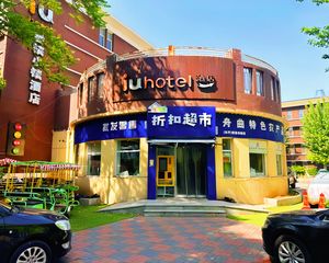 通州梨园独栋商铺丶层高8米门前带车位丶年租金20万个人能买