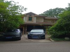 保利独栋 业主土建已做 实得1000左右 花园500位置好