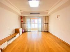 四房两厅两卫家具家电齐全拎包入住