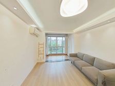 精装修花园位置, 空关看房 商品住宅 靠河地段