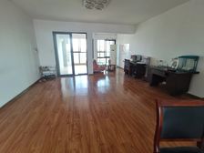 2号线正地铁口 两梯两户 南北通透大四房 中间栋有绿化高