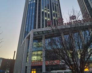 李乃滨推荐三元桥5A级写字楼霄云中心144平底商寻有元人