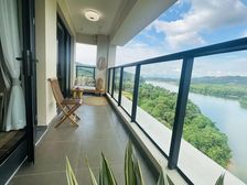 一线湖景!背靠大黑山!精装修交付!70年产权非诚勿扰