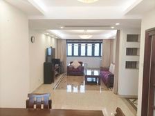 07年品质小区,闹中取静,业主急售附赠一个产权车位,看房随时