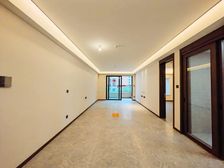 万科城九期 精装交付 通透三房双卫看房方便价格可谈物业好