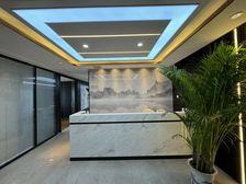 阿尔法 新出455平 豪华装修 带厨房 领包办公