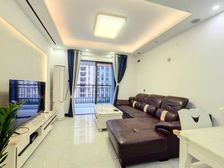 中建福地星城拎包入住两房,中间楼层,新房也有代理 车接车送。