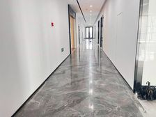 东部嘉恒广场265平全新装修独立空调可接上下水