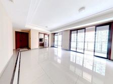 绿地新里城 4室1厅 北