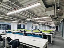 A创新港 整层仅租2位数 带家具 员工区120人 直播公司