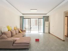 业主急卖 送车位 175.94平4居 南北向简装修 随时签约