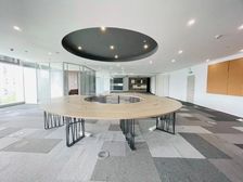 保利国际广场精装一线江景办公室,只需65元起