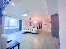 朗诗大盘!套内220平!精装跃层!满二诚心出售!小区好绿化!