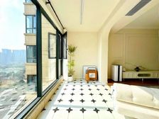 新上!直看公园湖景!客厅带观景阳台!通透大套四!格局合理!