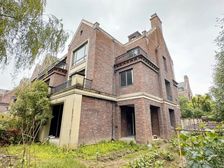 时代御湖全小区 一套边套大花园,花园临大水,200平,