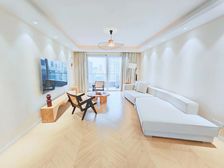 新上大三房 精装修带产权车位 业主诚意出售 产权清晰 可谈