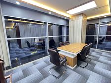 中国凤凰大厦 180平 精装修 4个隔间 带办公家私