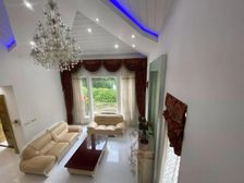 东方夏威夷 358.18平4居 南向简装修 自住保养好急售!