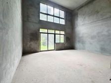 降价急售花园大带车位和地下室客厅挑高做两层还送两个大露台