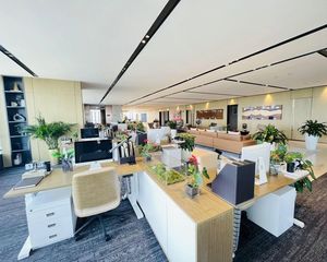 海淀苏州桥口!万柳亿城整层出售 邻西海国际 金州大厦