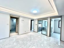 马驹桥!四居天花板!精装现房! 即住!价格能聊!来电有惊喜