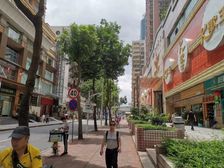 业主急售 罗湖半条街餐饮铺 门宽30米,降价1500万处理