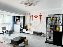 南北通透 小三房 豪华精装 交通便捷 双卫生间 高楼层视野好