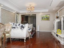 唐宁ONE 182平4居 南北向简装修 安静不临街