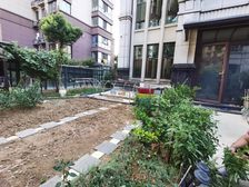 大富山庄联排边户别墅 精装修 位置安静 小区中心