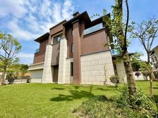 官渡新螺蛳湾旁 399(联排错层别墅)前后80平花园