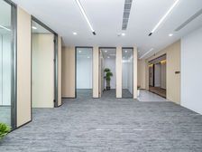 免佣招租 新世界中心 177平方 3个隔间