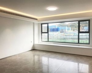 中海寰宇时代 3室2厅2卫 精装修 130万元
