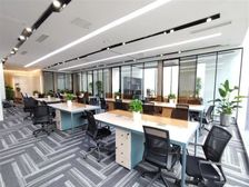 团结湖商圈 通广大厦 全新装修 拎包入住 正对电梯