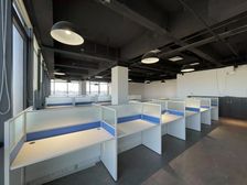 地铁口办公室丨精装修带家具丨配套齐全交通便利免费带看