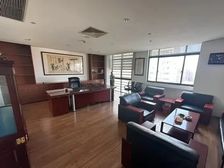 李子园半层305平米精装修带家具现房11号线李子园站