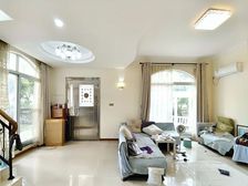 龙光棕榈水岸 装修采光好 业主急售 可谈价 送物业家电可谈